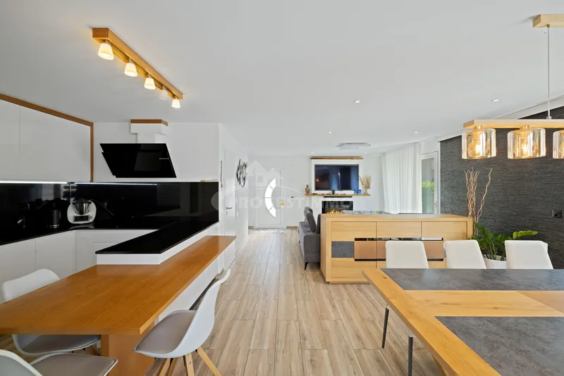 Maison / Villa 5.5 pièces à Centre — 3