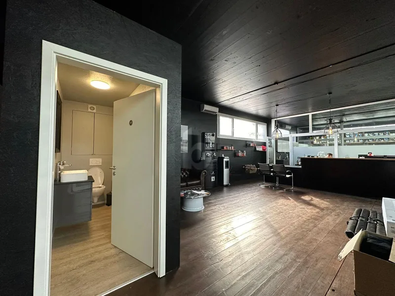 Gewerbe 3 Zimmer in Industriegebiet — photo 3
