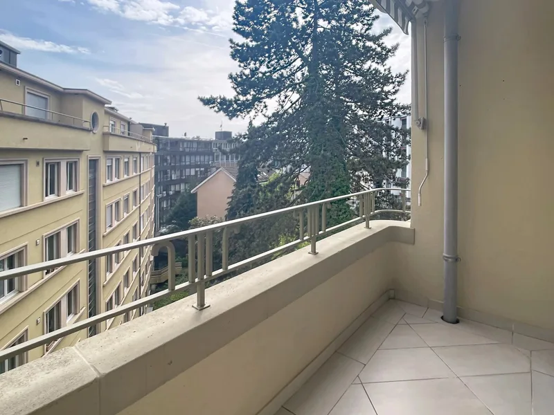 Appartement 2.5 pièces à Hyper centre — 2