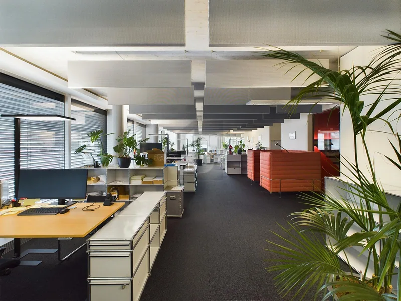 Commercial in Pratteln — 3