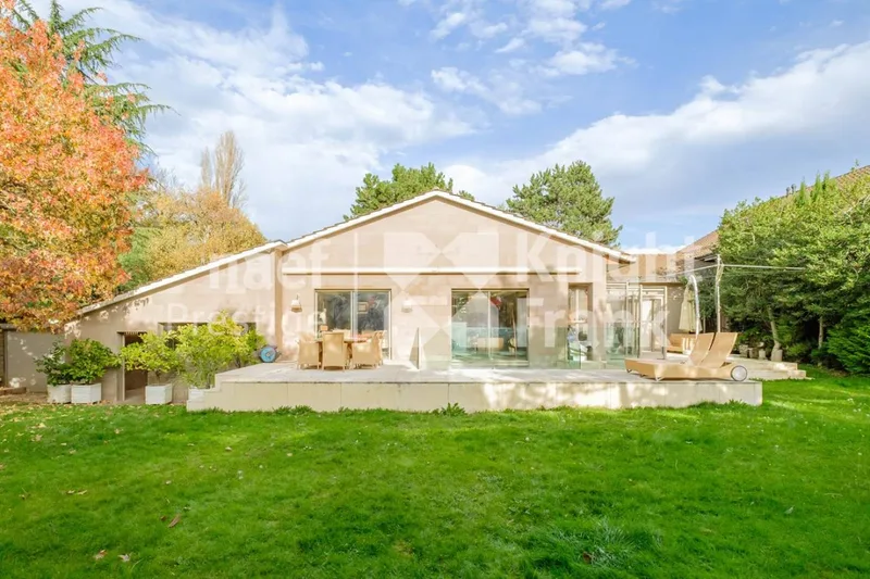 House / Villa 8 rooms in Cologny — 2