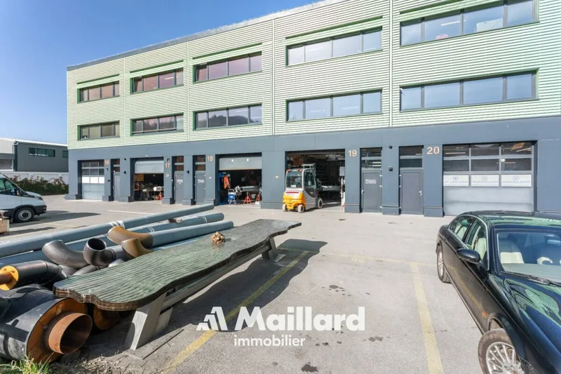 Commercial in Moudon