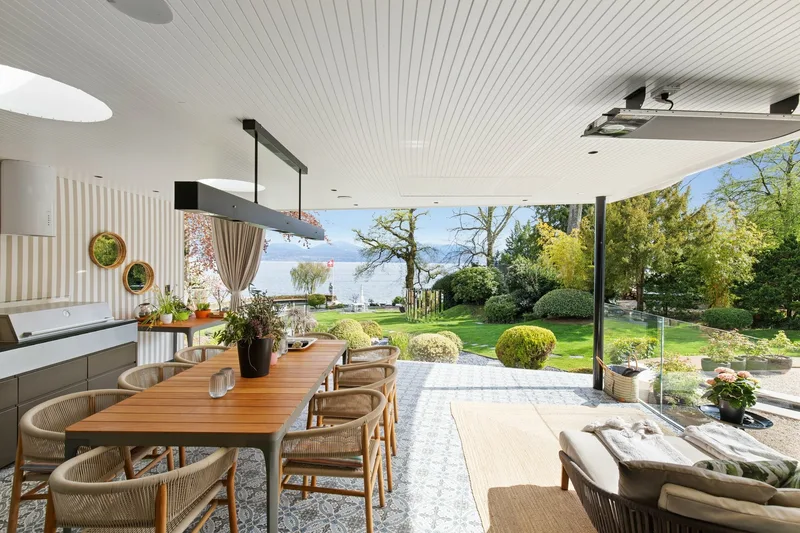 Maison / Villa 10 pièces à Saint-Prex