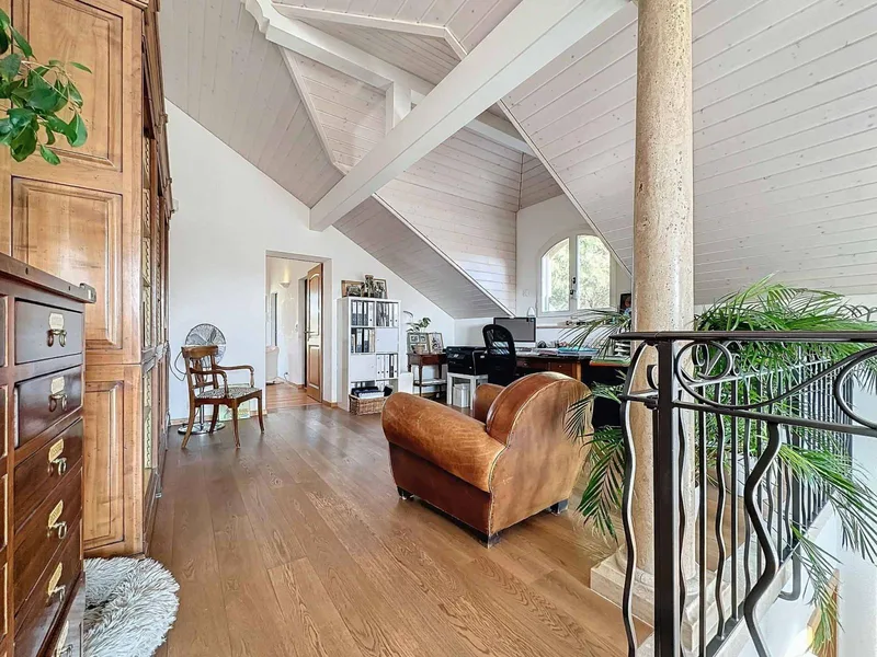 House / Villa 7.5 rooms in Jouxtens-Mézery — 7