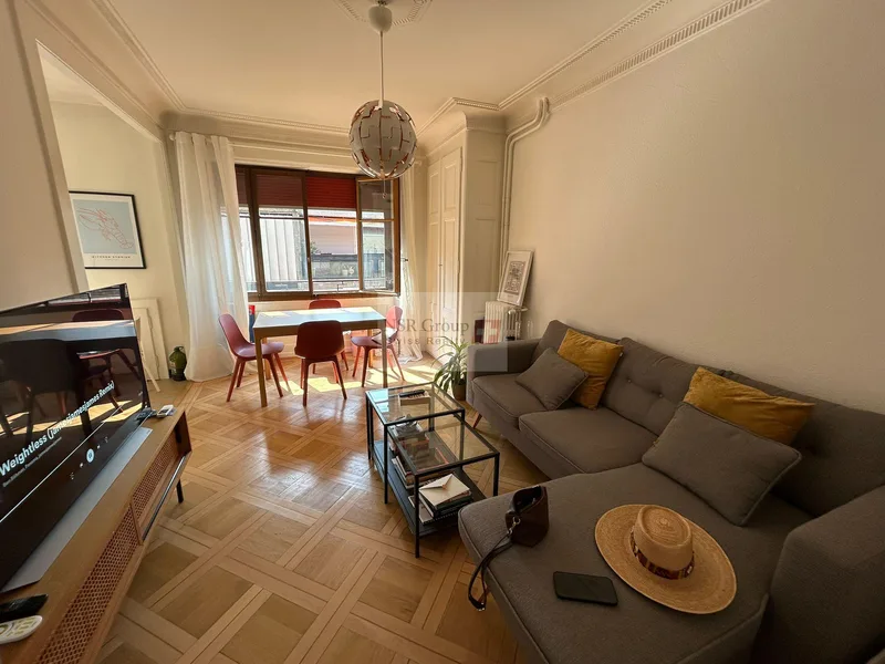 Wohnung 4 Zimmer in Eaux-Vives
