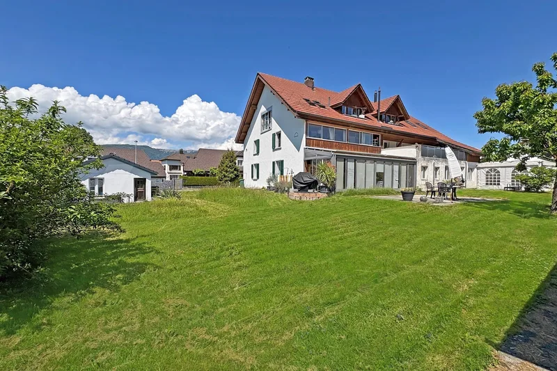 House / Villa in Arch