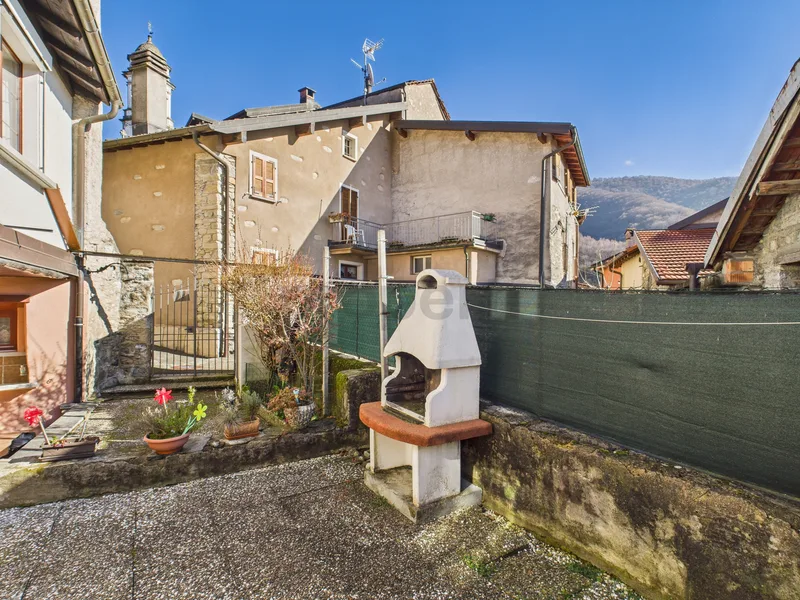 House / Villa 3 rooms in Breggia — 11