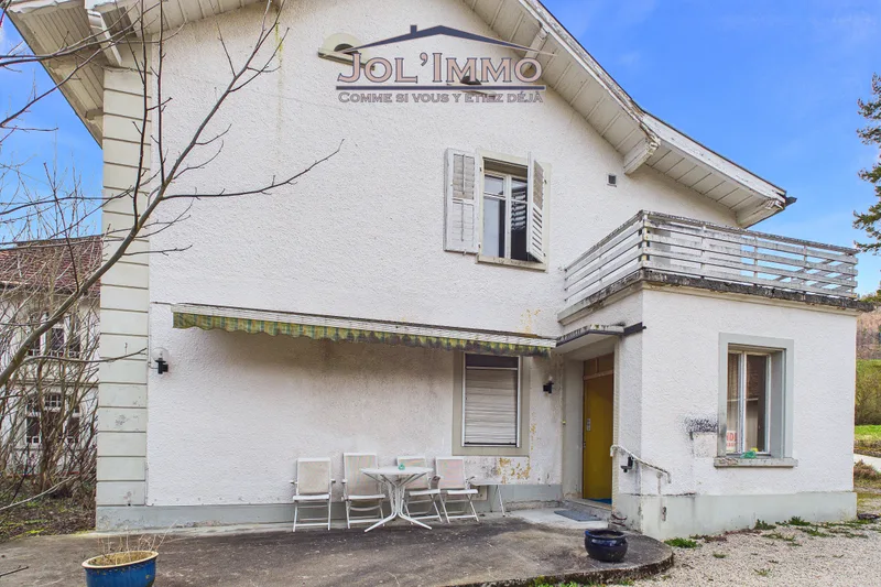 Building in Perrefitte — photo 5