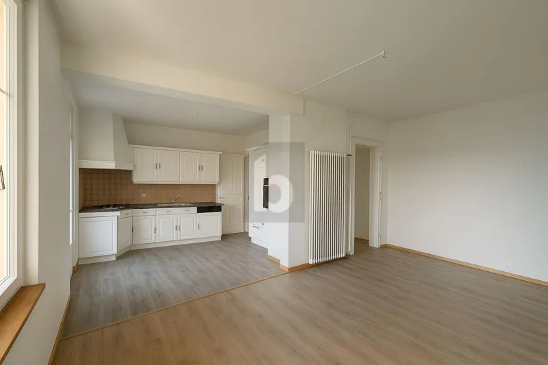 Immeuble 14 pièces à Moutier — photo 2
