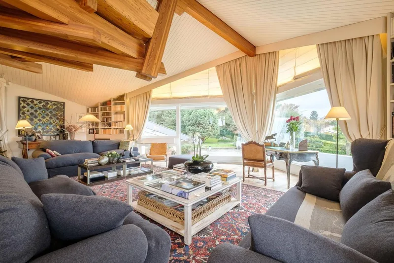 Maison / Villa 15 pièces à Cologny