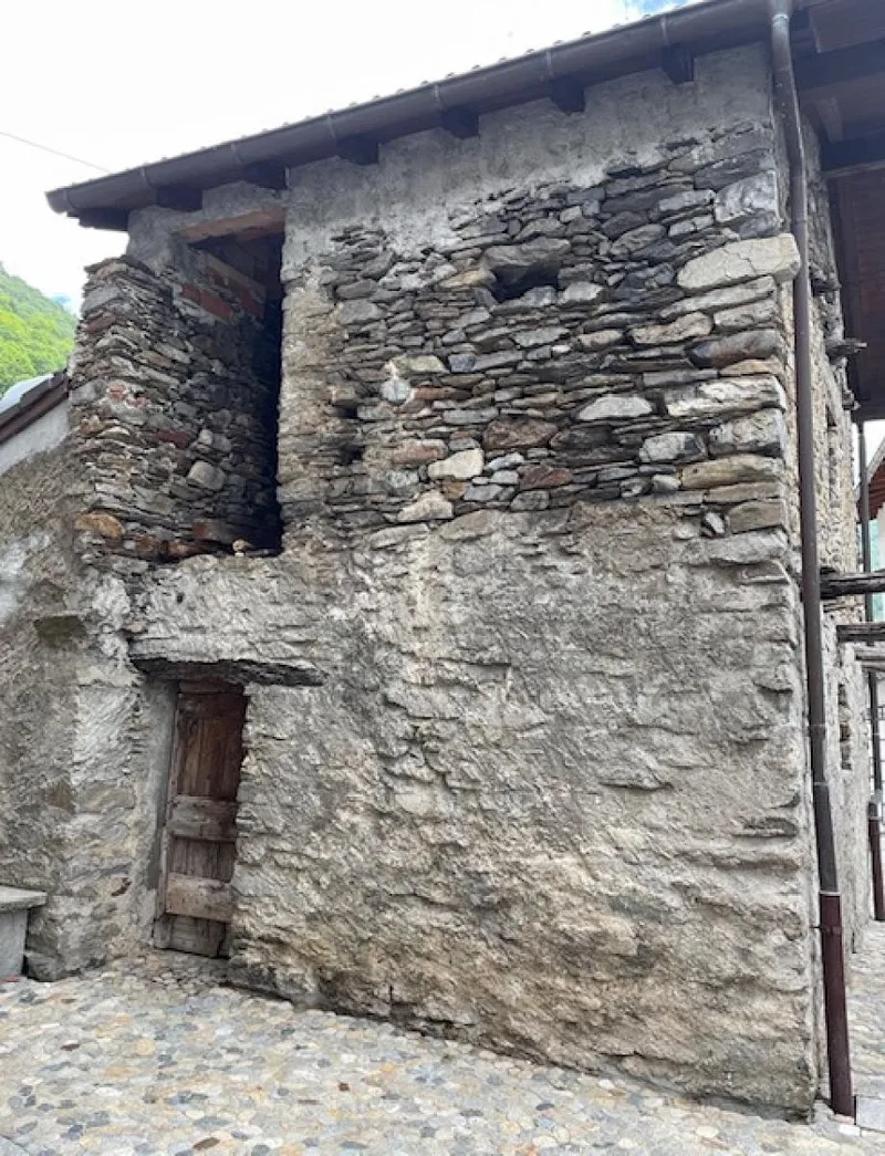 House / Villa 2.5 rooms in Isone — 2