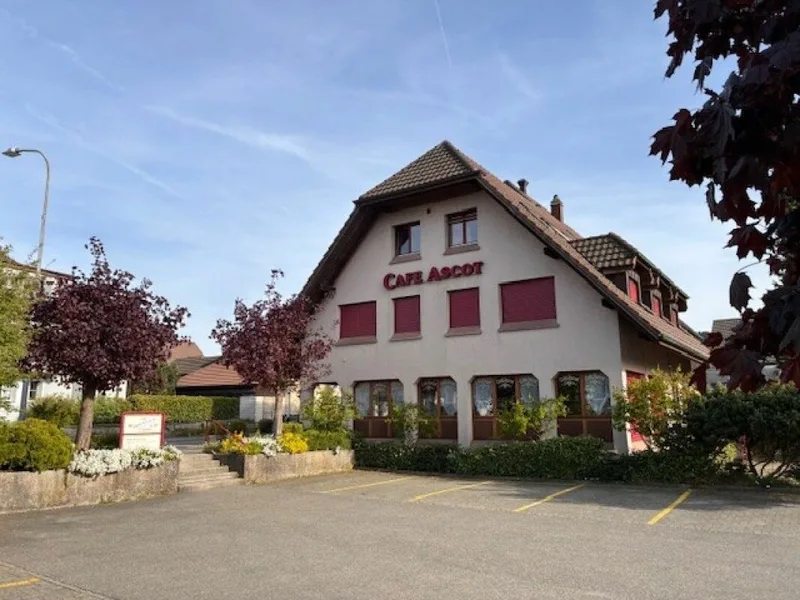 Commercial in Madiswil — 2