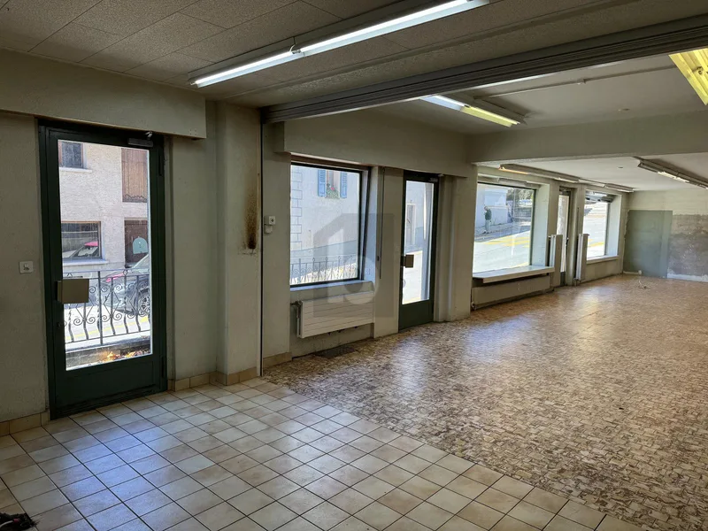 Commercial 3 rooms in Noble-Contrée — 4
