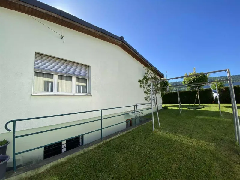 Maison / Villa à Courgenay — photo 21