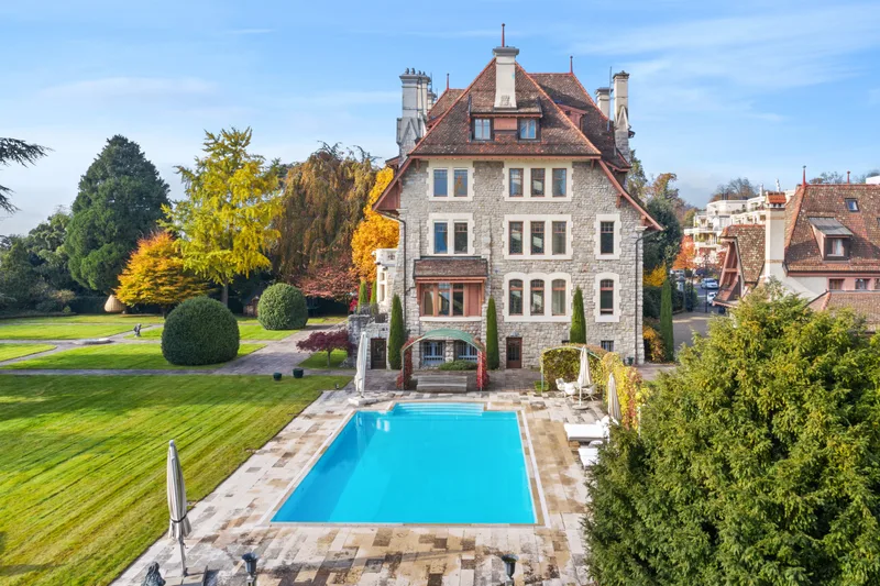 House / Villa 15 rooms in Pully