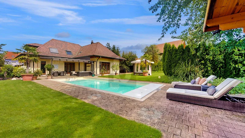 Maison / Villa 7.5 pièces à Brislach — 2