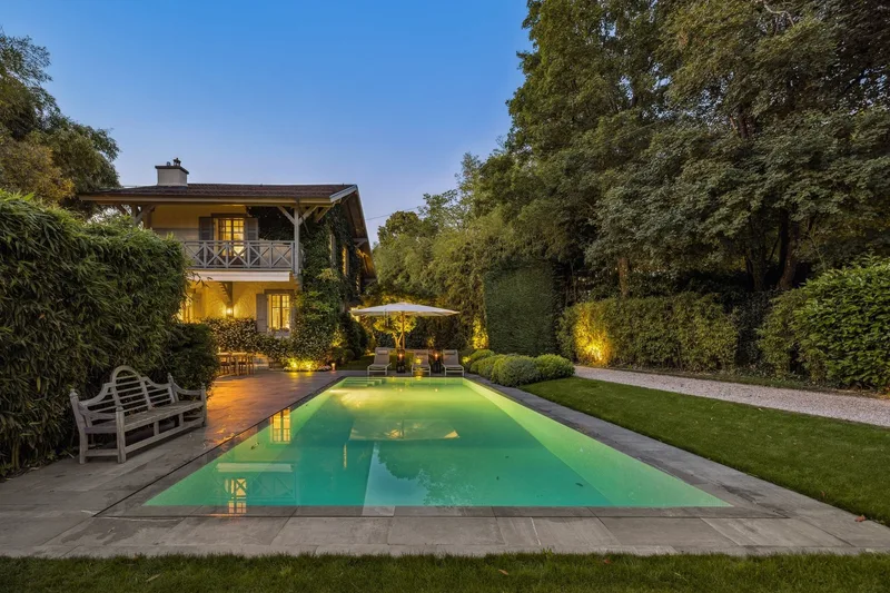 Maison / Villa 8 pièces à Collonge-Bellerive — 2