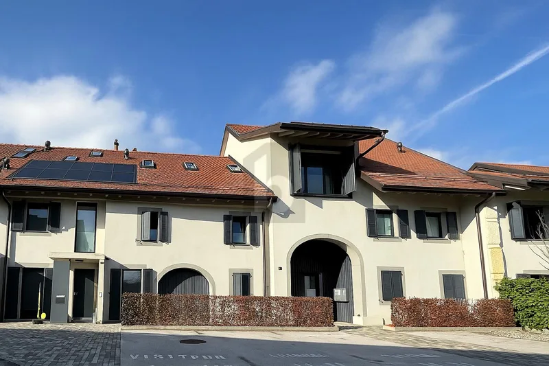 Wohnung 4 Zimmer in Givrins