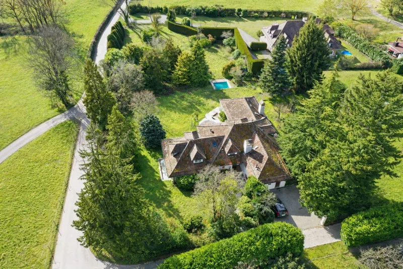 Maison / Villa 10 pièces à quartier du Château — 20