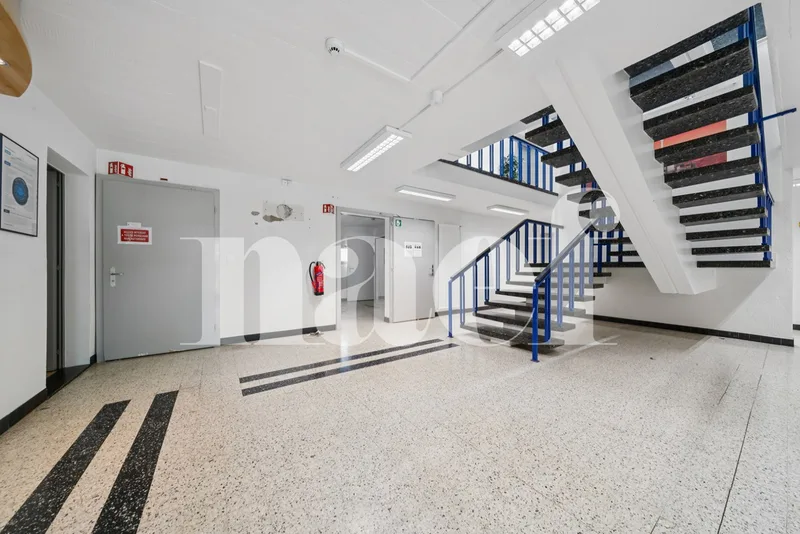 Building in sud de la ville — 9