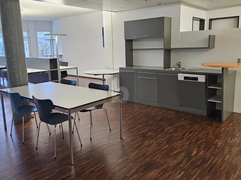 Gewerbe 4.5 Zimmer in Teufen — photo 3