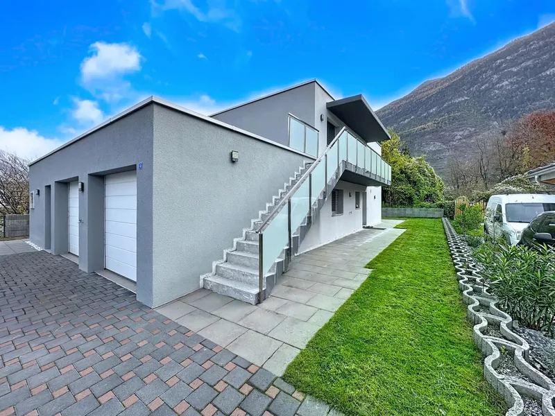 Maison / Villa 9 pièces à Martigny — 2