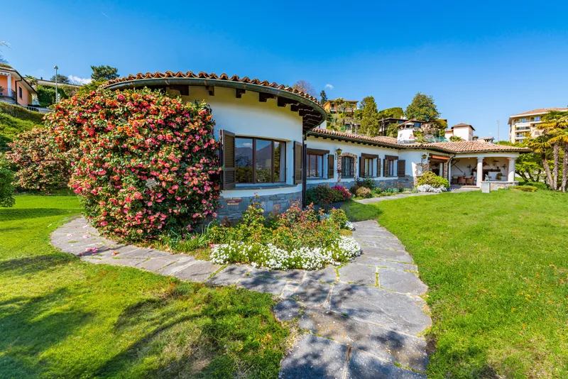 Maison / Villa 14 pièces à Lugano — 3