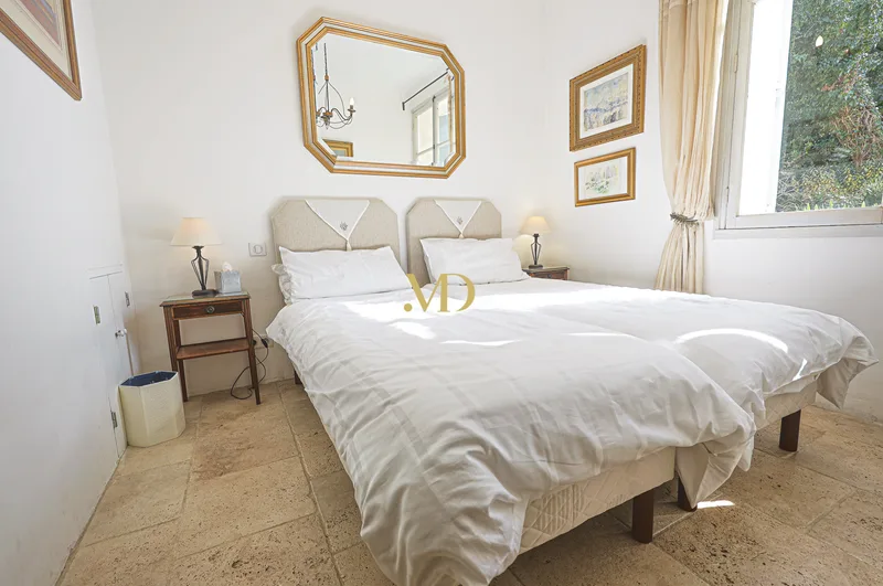 Maison / Villa 5 pièces à Saignon — photo 8