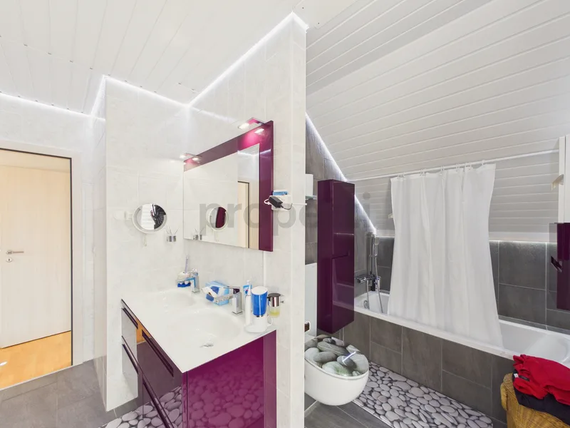 House / Villa 7 rooms in Aran — photo 10