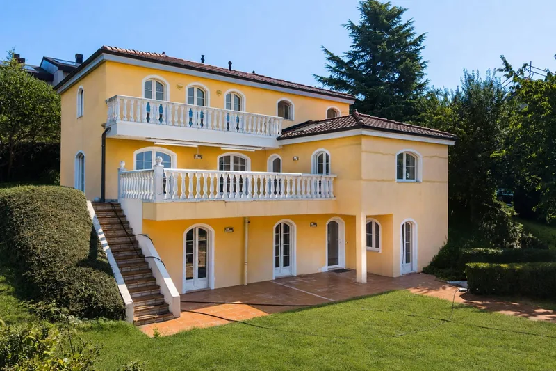 Maison / Villa 6 pièces à Bussigny — 2