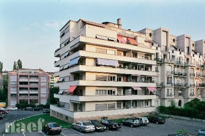 Commercial in Champel