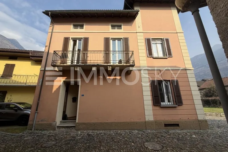 House / Villa 7 rooms in Bellinzona — 7