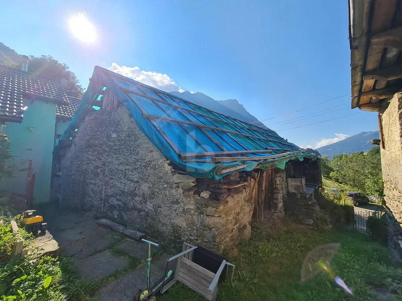 House / Villa 4 rooms in Nucleo di Aquila — 2