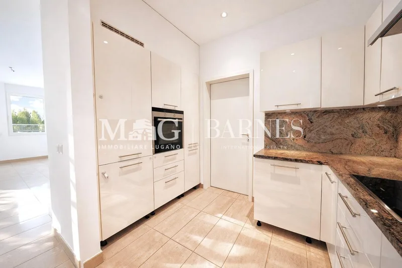 Maison / Villa 7.5 pièces à Vezia — 8