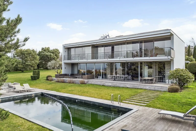 Haus / Villa 12 Zimmer in Cologny