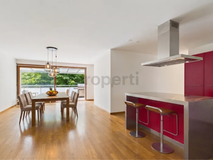 Appartement 5.5 pièces à Riehen